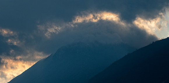Back to shrouded mountain